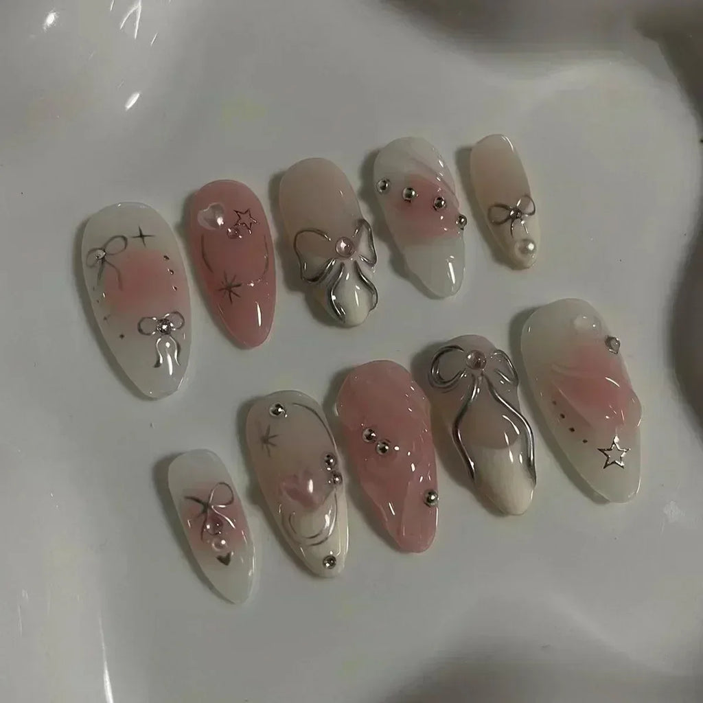 24 Faux ongles press-on design – Capsules ongulaires élégantes, plusieurs formes et styles