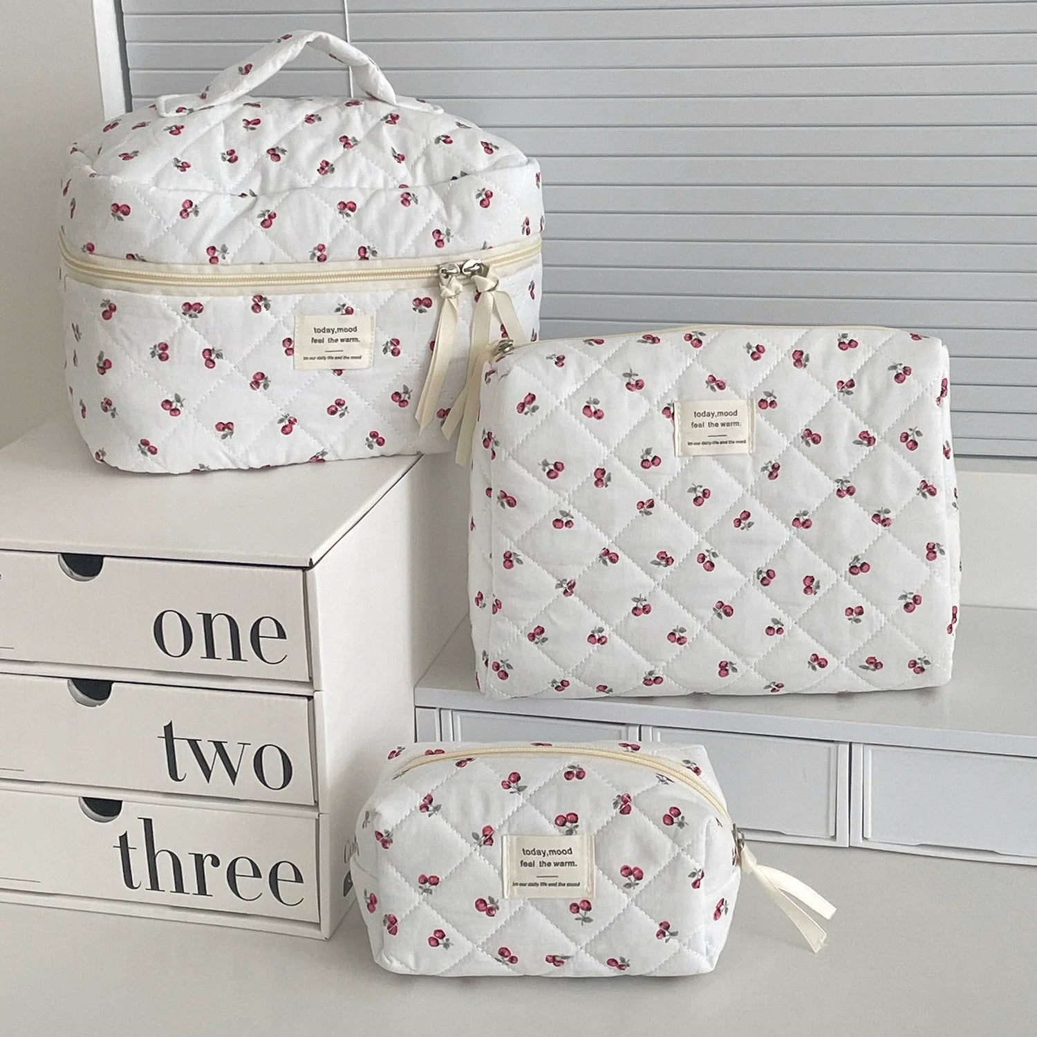 3 pcs trousse maquillage matelassée – Motif fruits, rangement & voyage