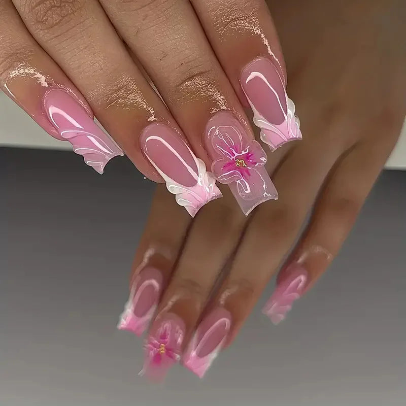 Faux ongles press-on rose effet French – Motif fleurs, plusieurs coloris
