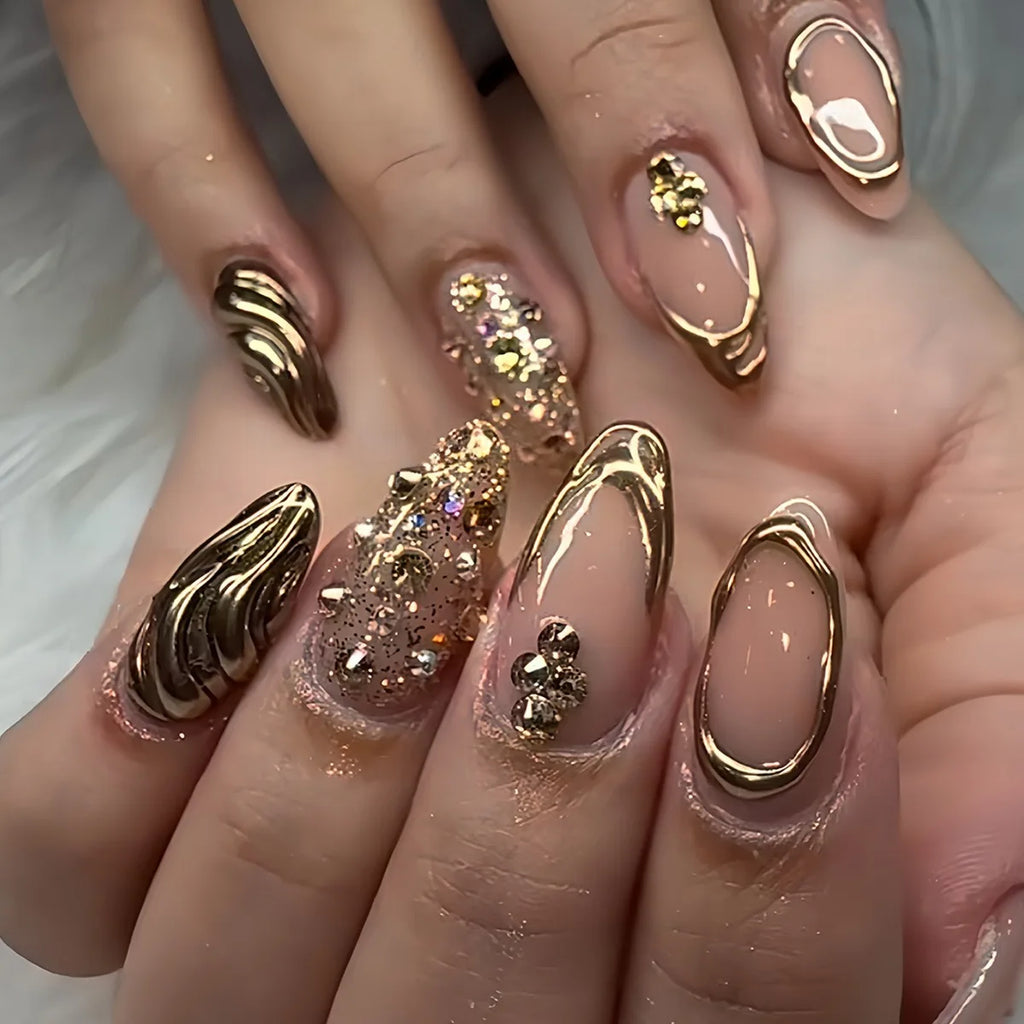 Faux ongles press-on décorés – Strass, nœuds & designs argentés – 24 pièces