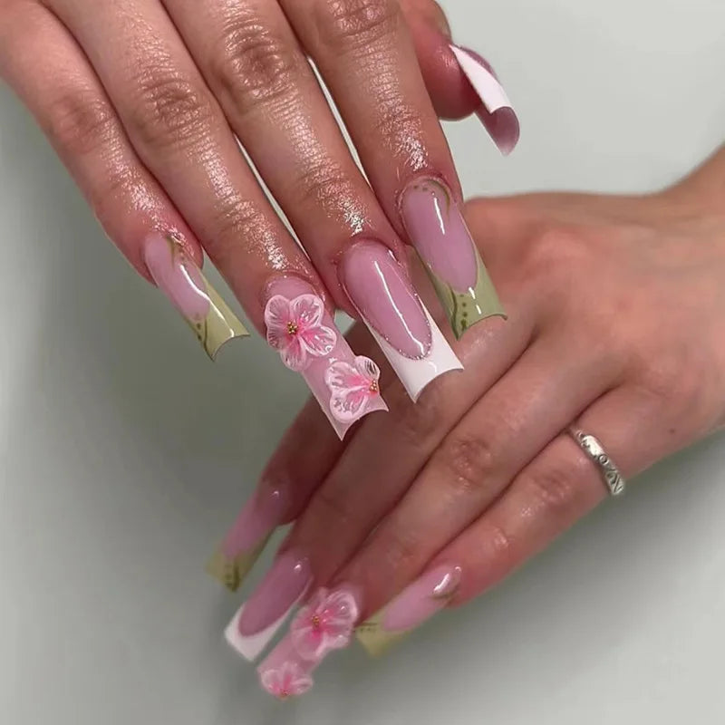 Faux ongles press-on design fantaisie – Effet French, motifs 3D, plusieurs styles