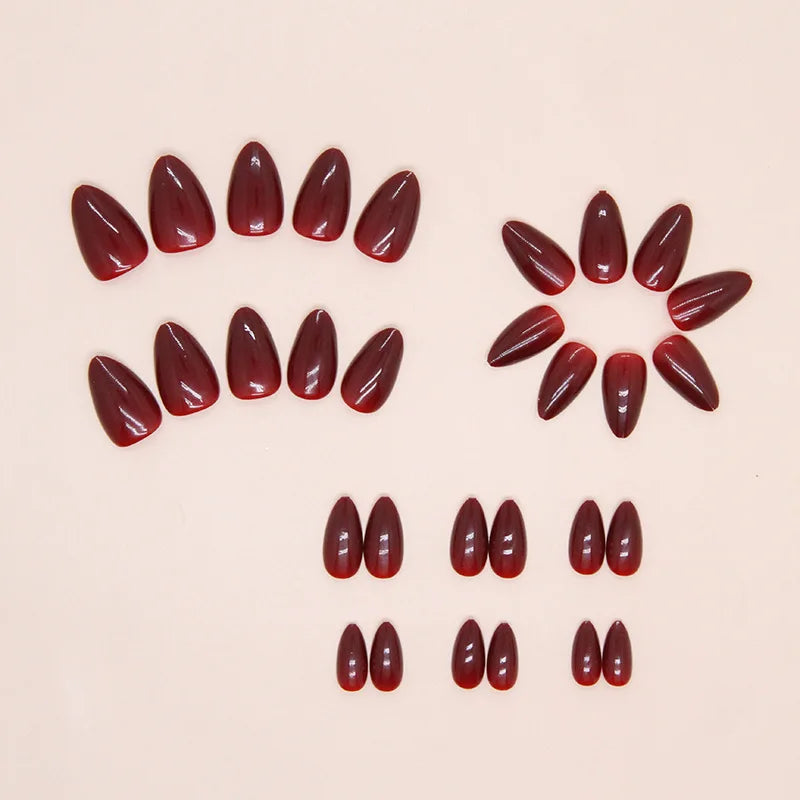 Faux ongles press-on courts French unis – Look naturel, pose rapide avec gel adhésif