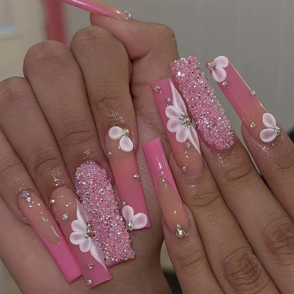 Faux ongles press-on design fantaisie – Effet French, motifs 3D, plusieurs styles