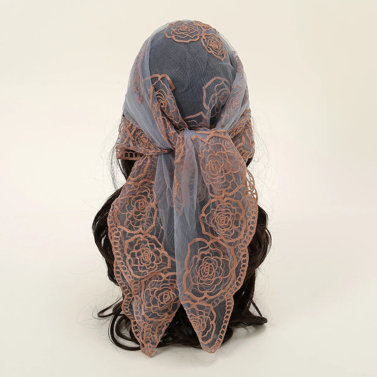 Foulard bandana carré en dentelle paisley – Écharpe légère et élégante femme