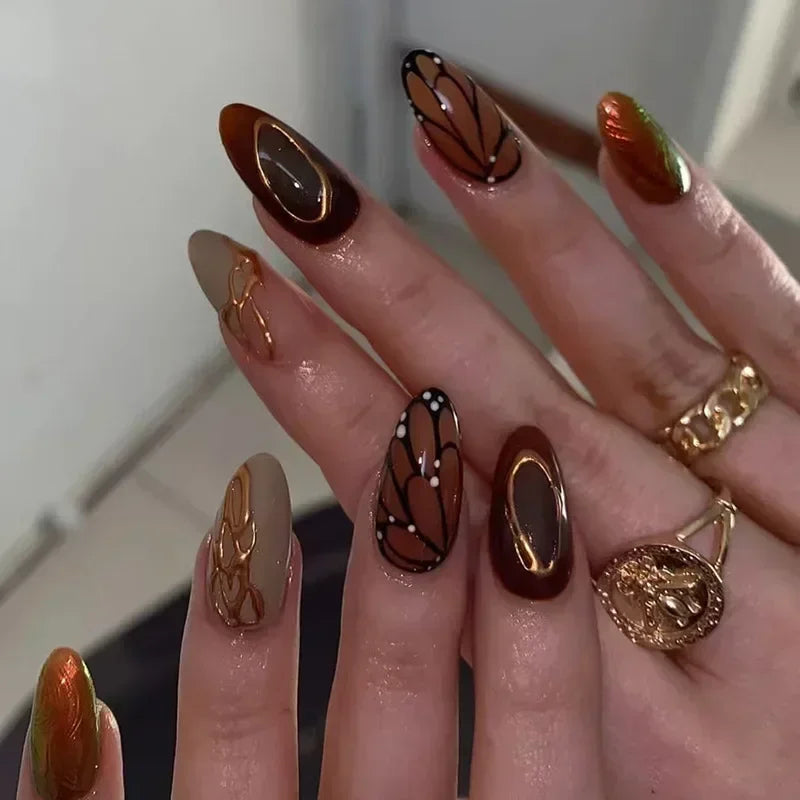 24 Faux ongles press-on design – Capsules ongulaires élégantes, plusieurs formes et styles