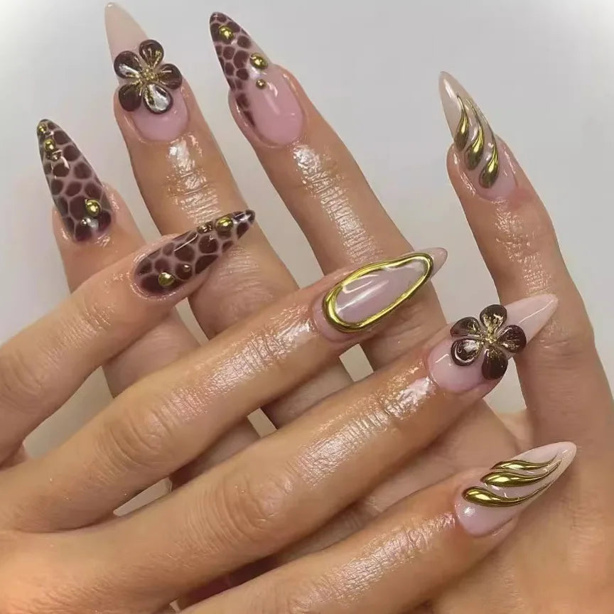 Faux ongles press-on noirs design artistique – Motifs graphiques, effet 3D, style audacieux