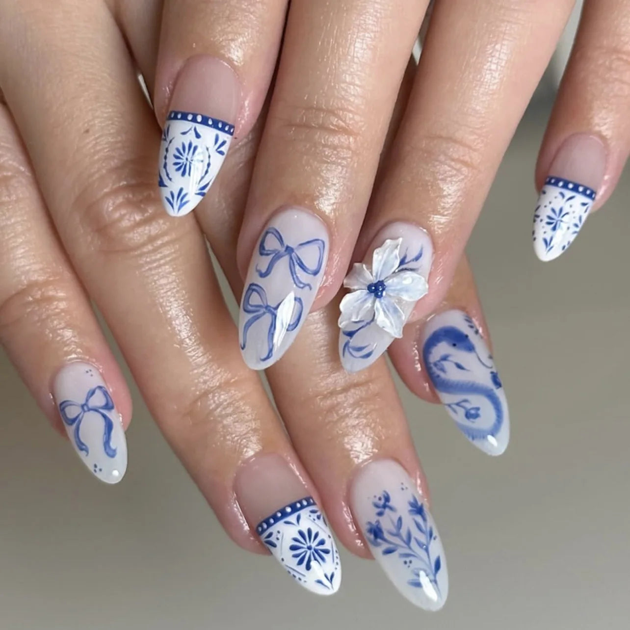 Faux ongles press-on 3D design – Capsules ongulaires effet relief, plusieurs styles