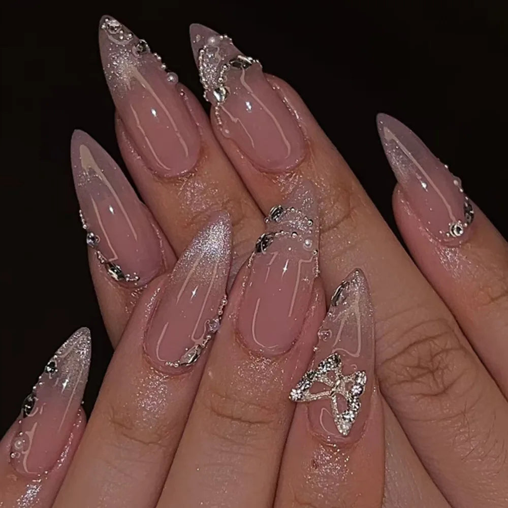 24 Faux ongles press-on design – Capsules ongulaires élégantes, plusieurs formes et styles