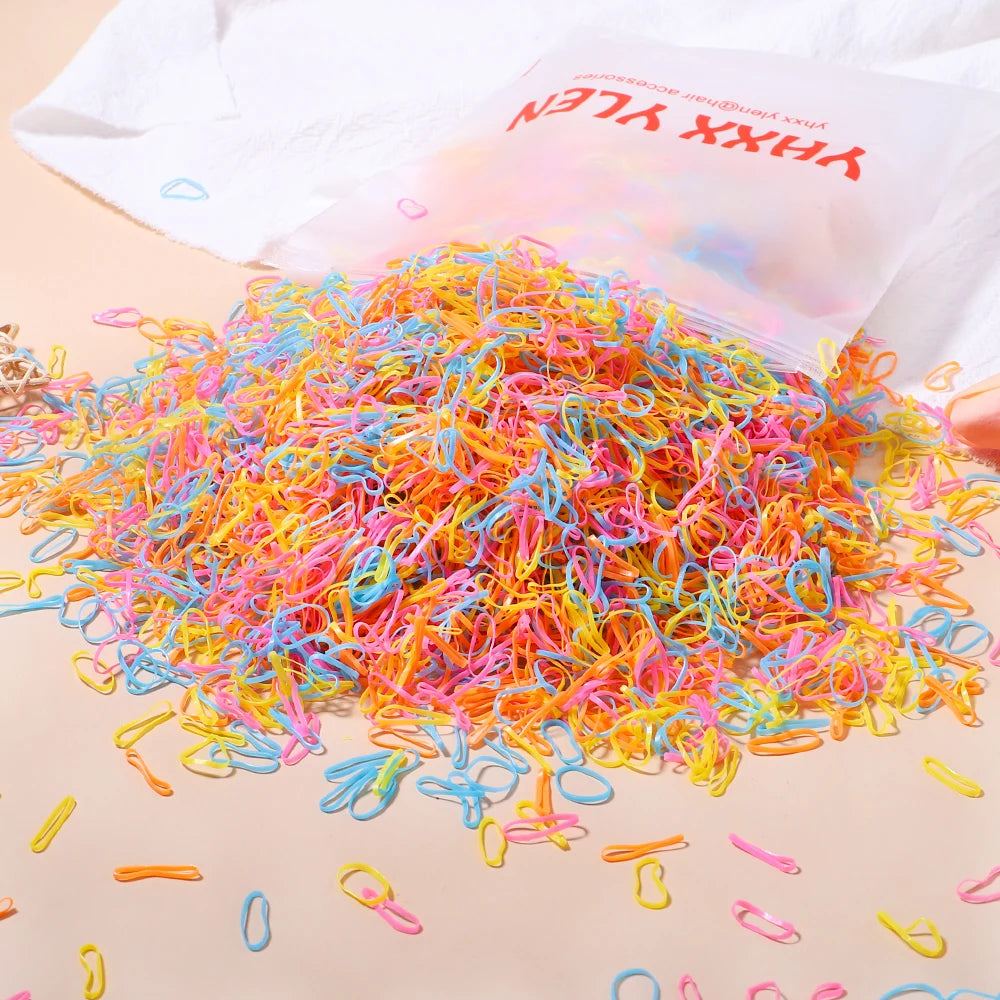 Élastiques cheveux enfant colorés – Lot de 500, 1000 ou 2000 – Mini attaches cheveux jetables en caoutchouc