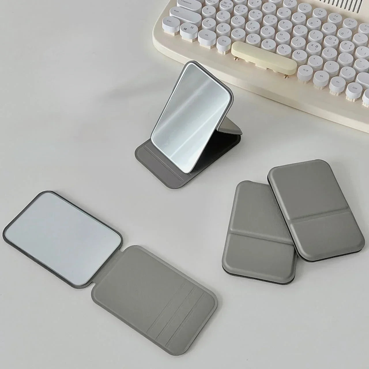 Miroir de maquillage pliable en PU – Miroir de table et de voyage compact