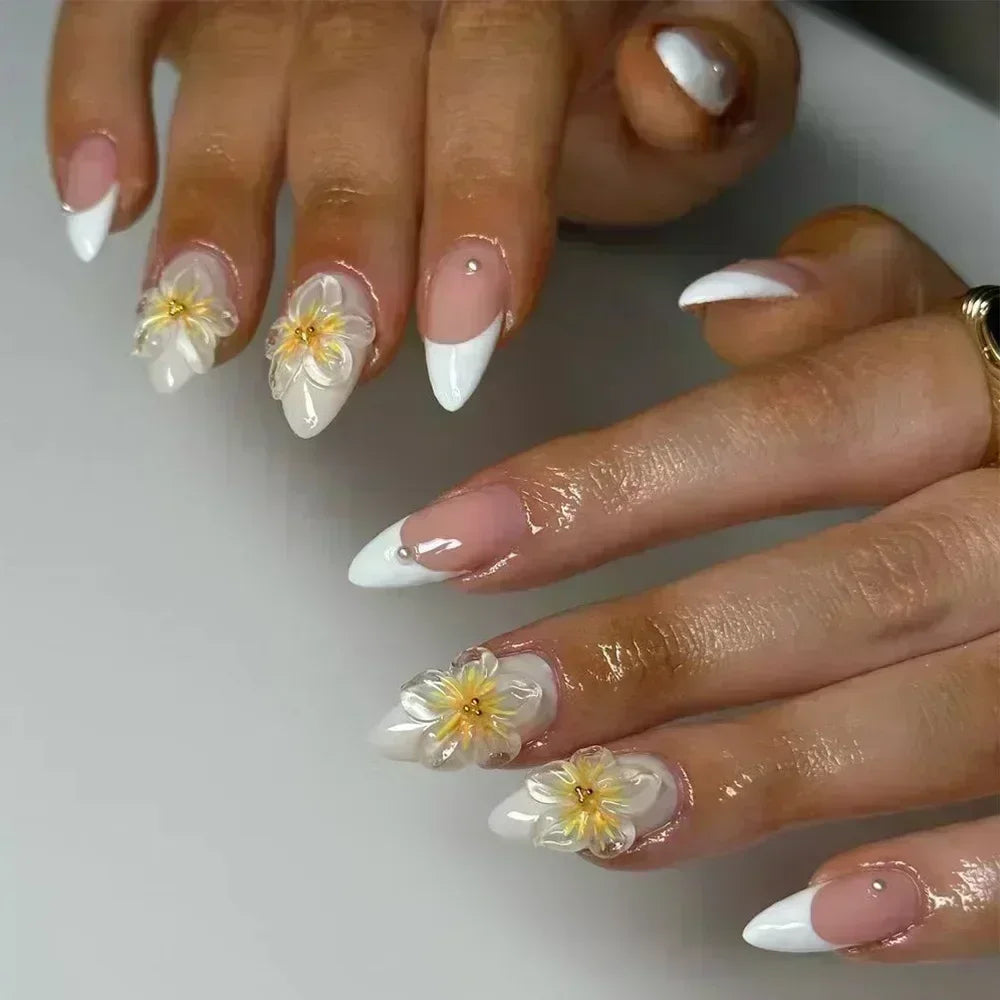 24 Faux ongles press-on design – Capsules ongulaires élégantes, plusieurs formes et styles