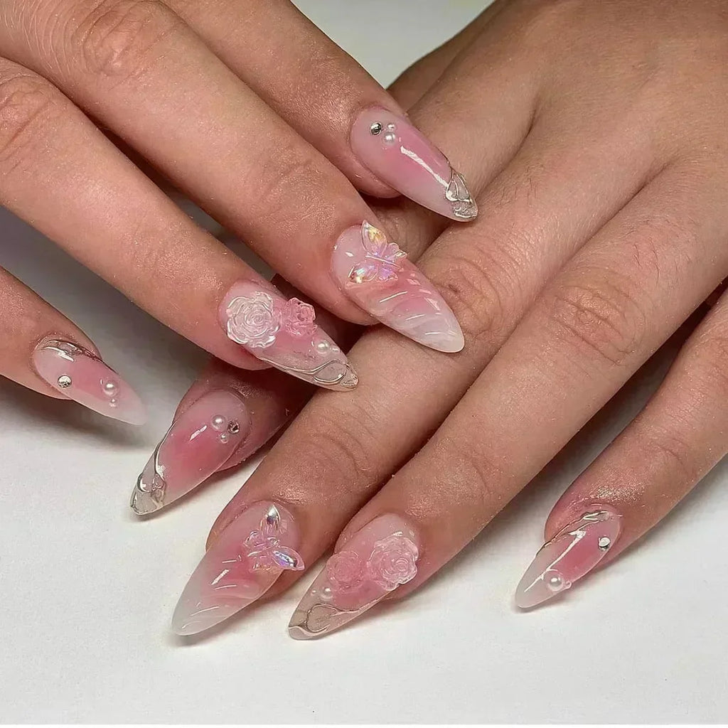 24 Faux ongles press-on design – Capsules ongulaires élégantes, plusieurs formes et styles