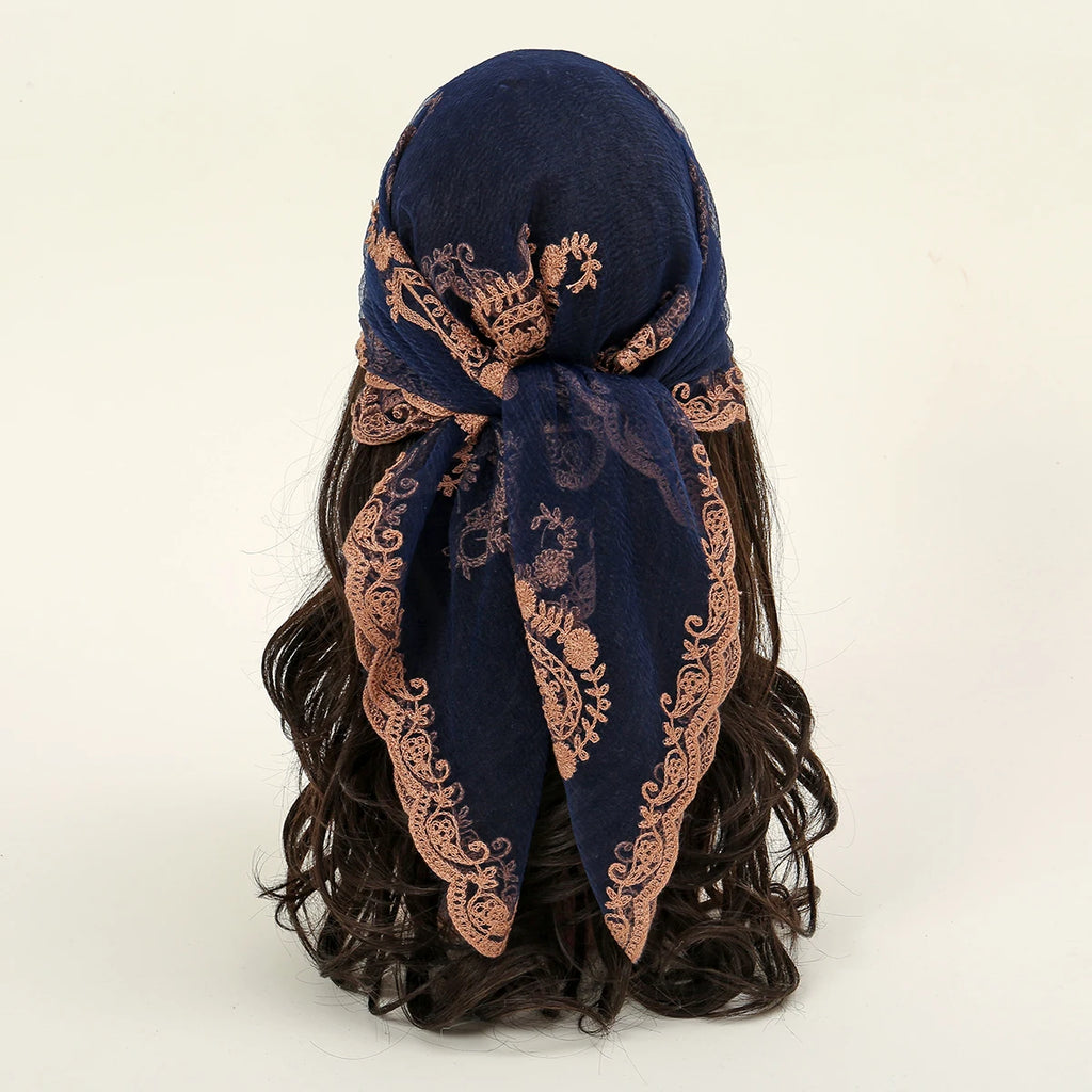 Foulard bandana carré en dentelle paisley – Écharpe légère et élégante femme