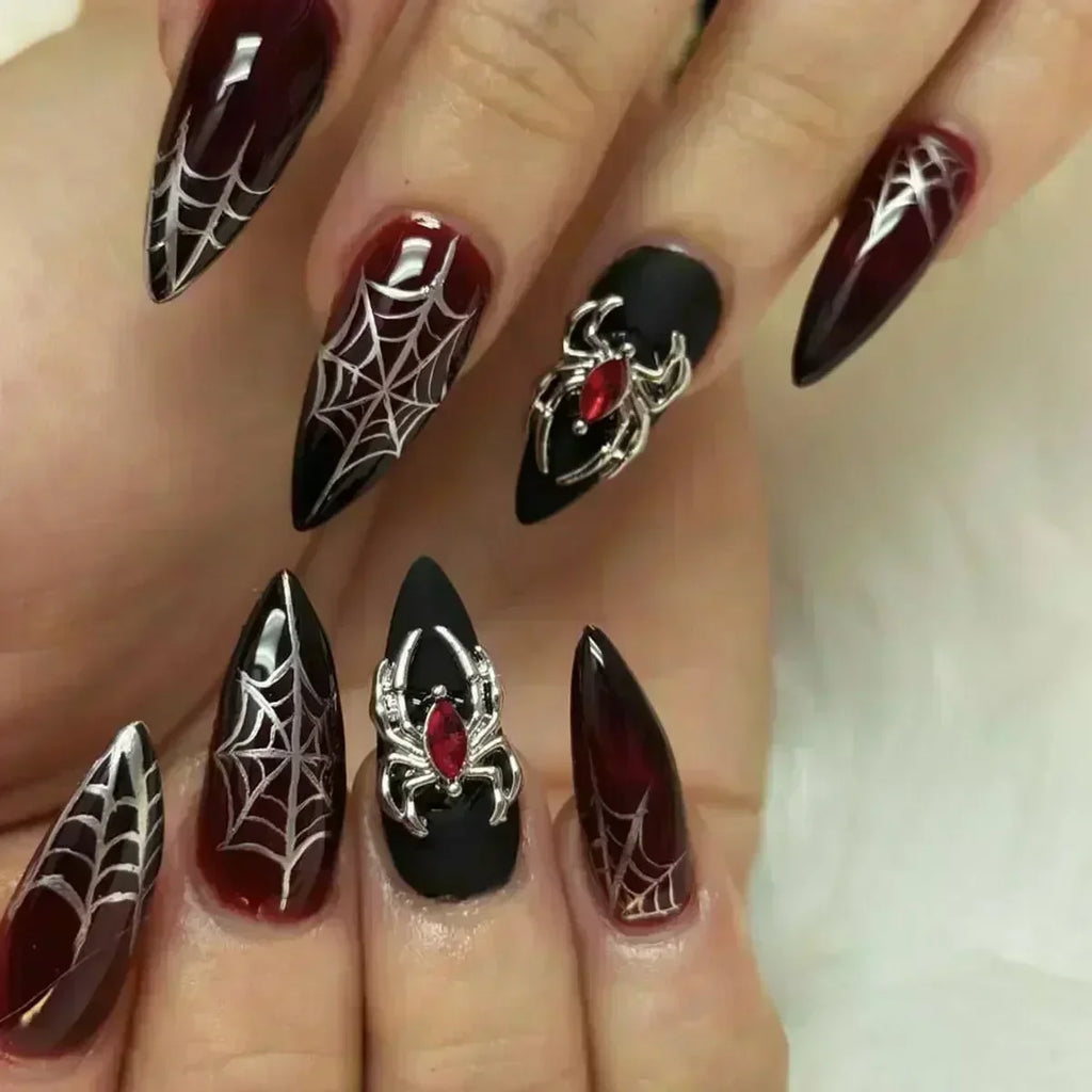 Faux ongles press-on décorés – Strass, nœuds & designs argentés – 24 pièces