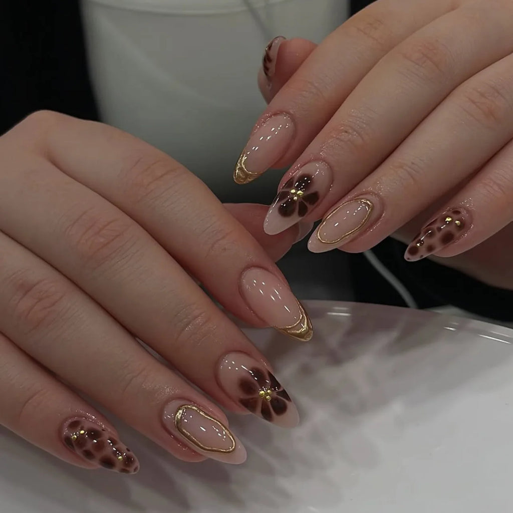 Faux ongles press-on décorés – Strass, nœuds & designs argentés – 24 pièces