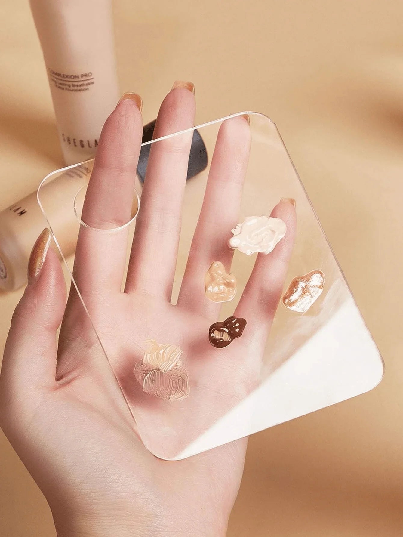 Palette de mélange maquillage en acrylique avec spatule – Fond de teint, fards & pigments
