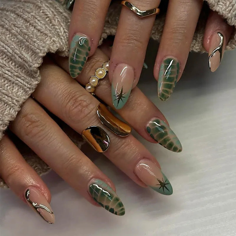 Faux ongles press-on décorés – Strass, nœuds & designs argentés – 24 pièces