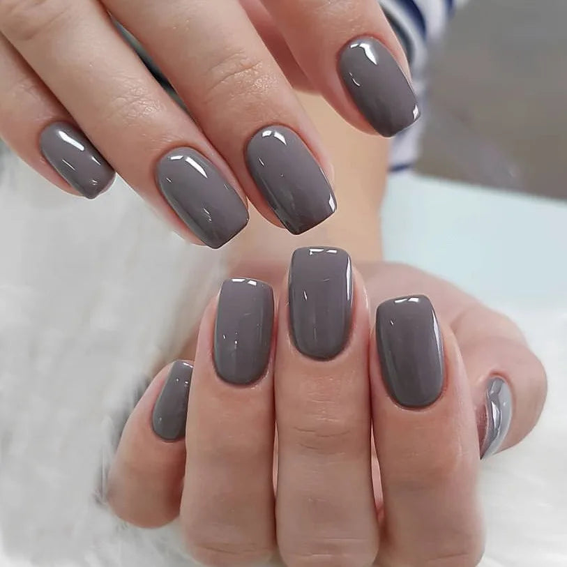 Faux ongles press-on courts carrés – Couleurs unies – 24 pièces