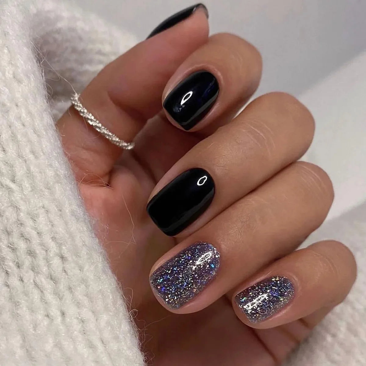 Faux ongles press-on courts carrés – Couleurs unies – 24 pièces