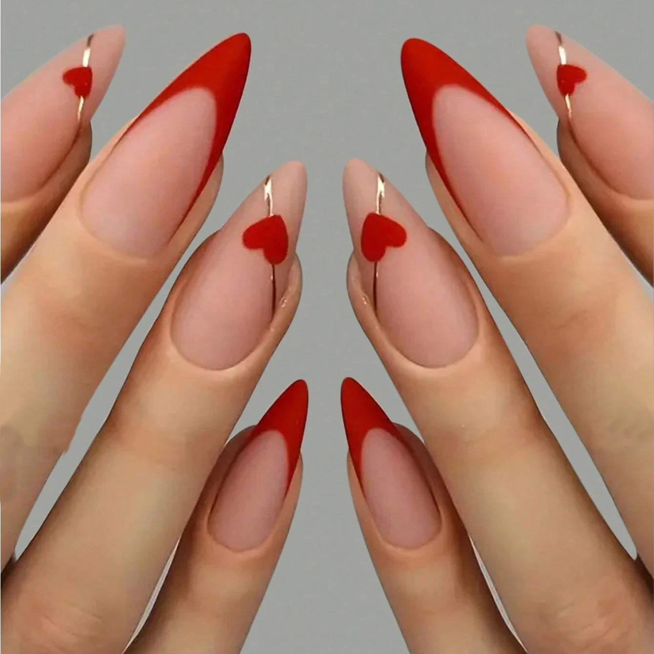 Faux ongles press-on amande décor cœur – Blanc & coloris variés – 24 pièces