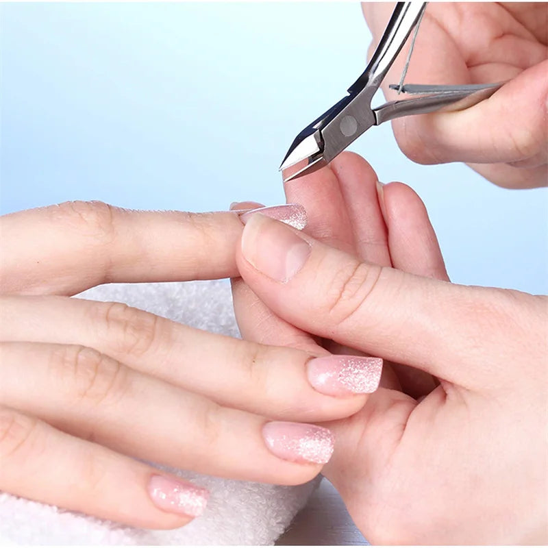 Pince à cuticules professionnelle en acier inoxydable – Manucure & pédicure