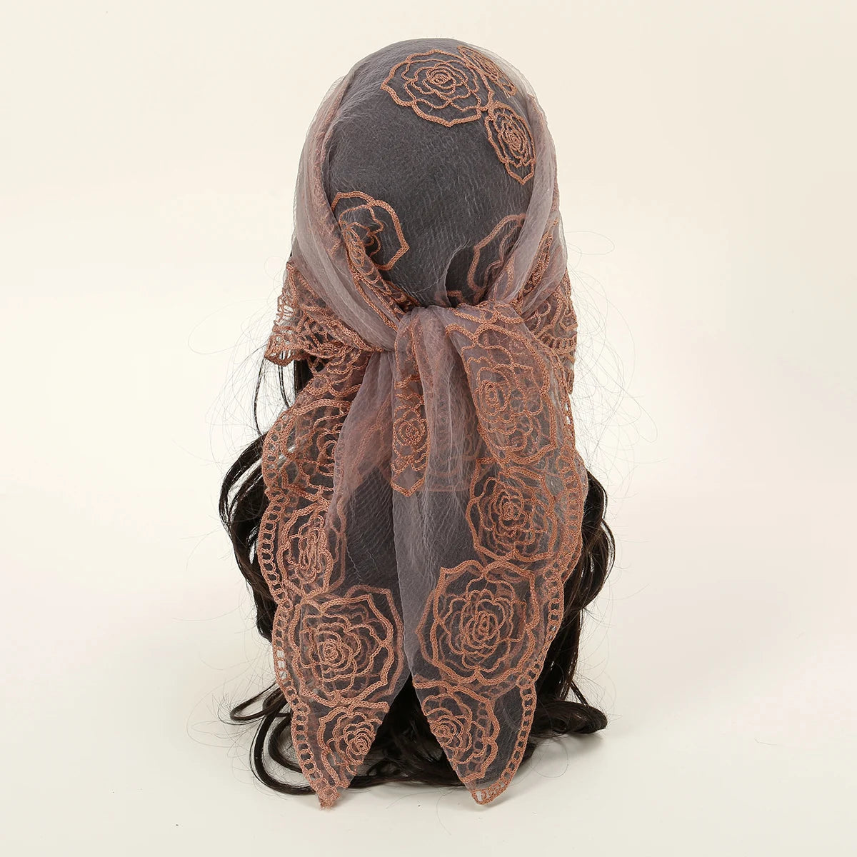 Foulard bandana carré en dentelle paisley – Écharpe légère et élégante femme