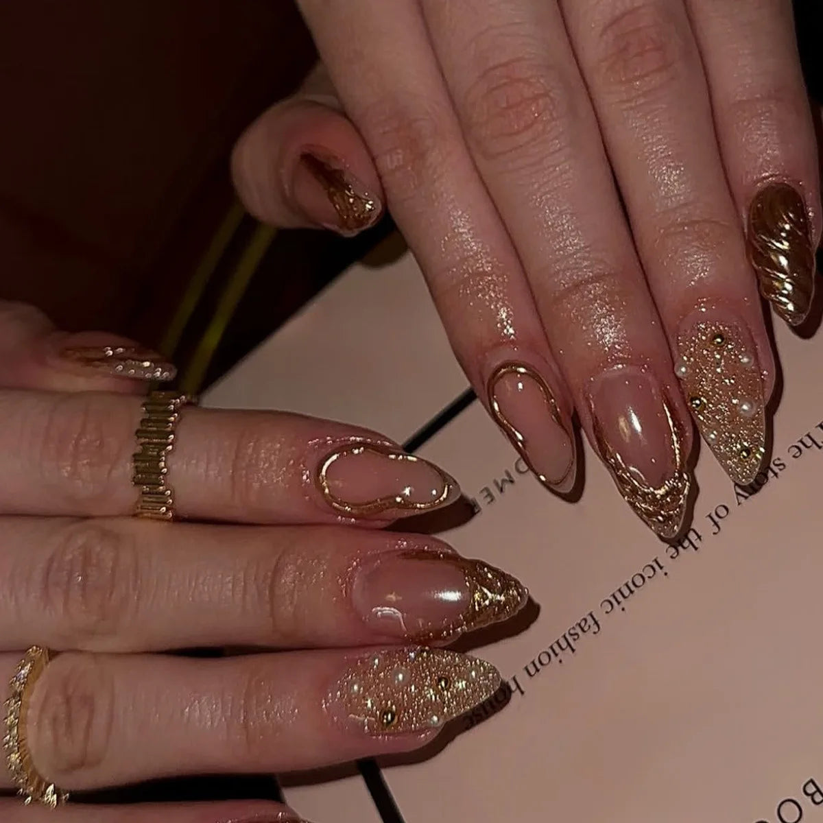 Faux ongles press-on décorés – Strass, nœuds & designs argentés – 24 pièces
