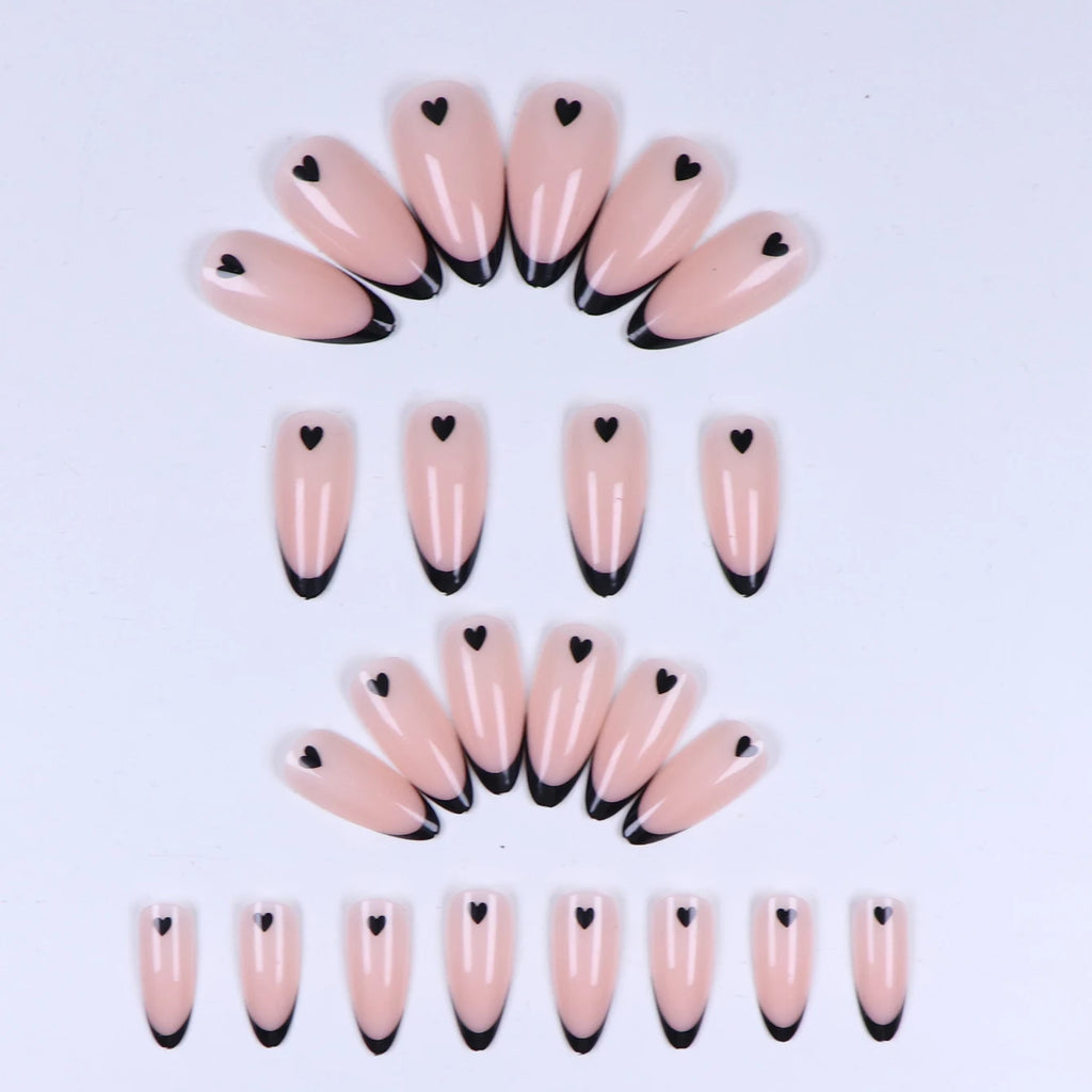 Faux ongles press-on amande décor cœur – Blanc & coloris variés – 24 pièces