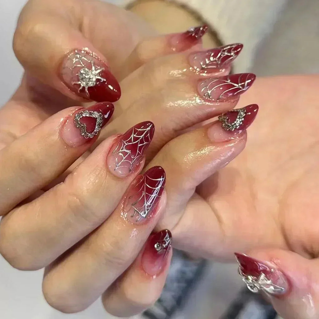 Faux ongles press-on décorés – Strass, nœuds & designs argentés – 24 pièces