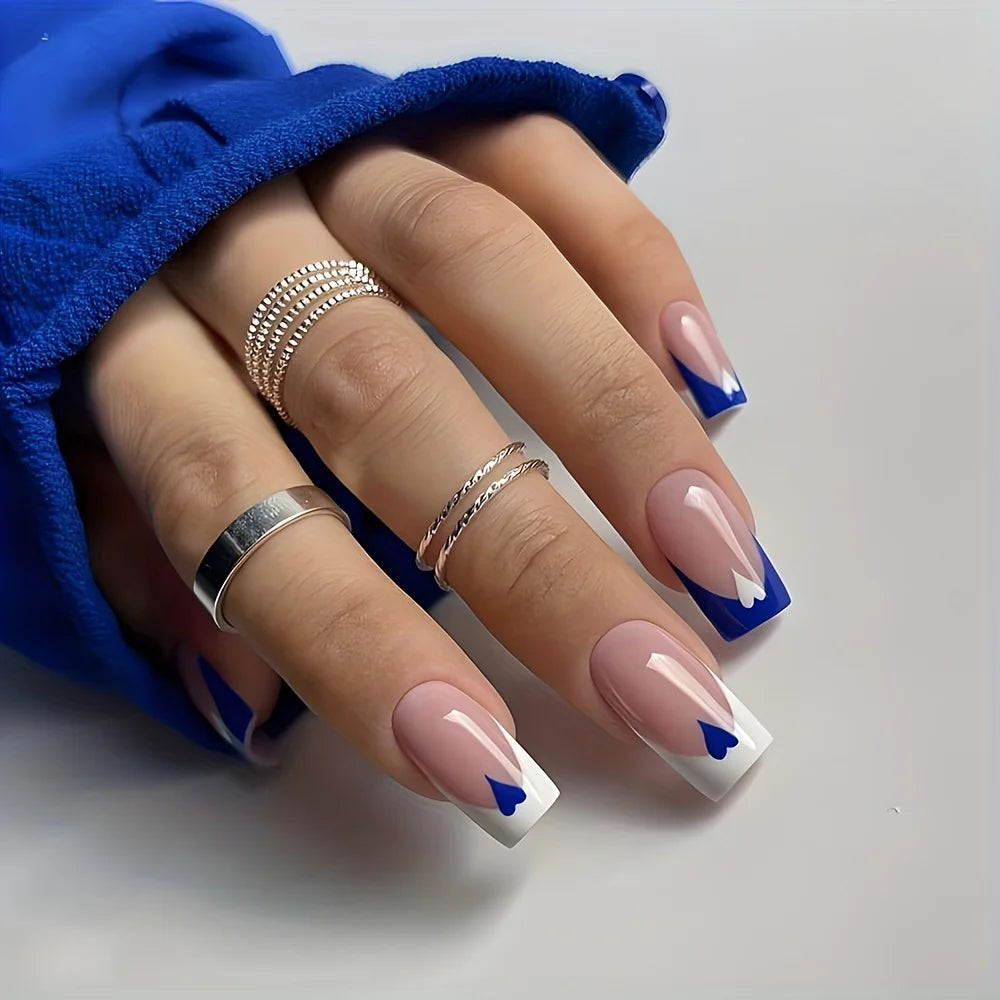 Faux ongles press-on amande décor cœur – Blanc & coloris variés – 24 pièces