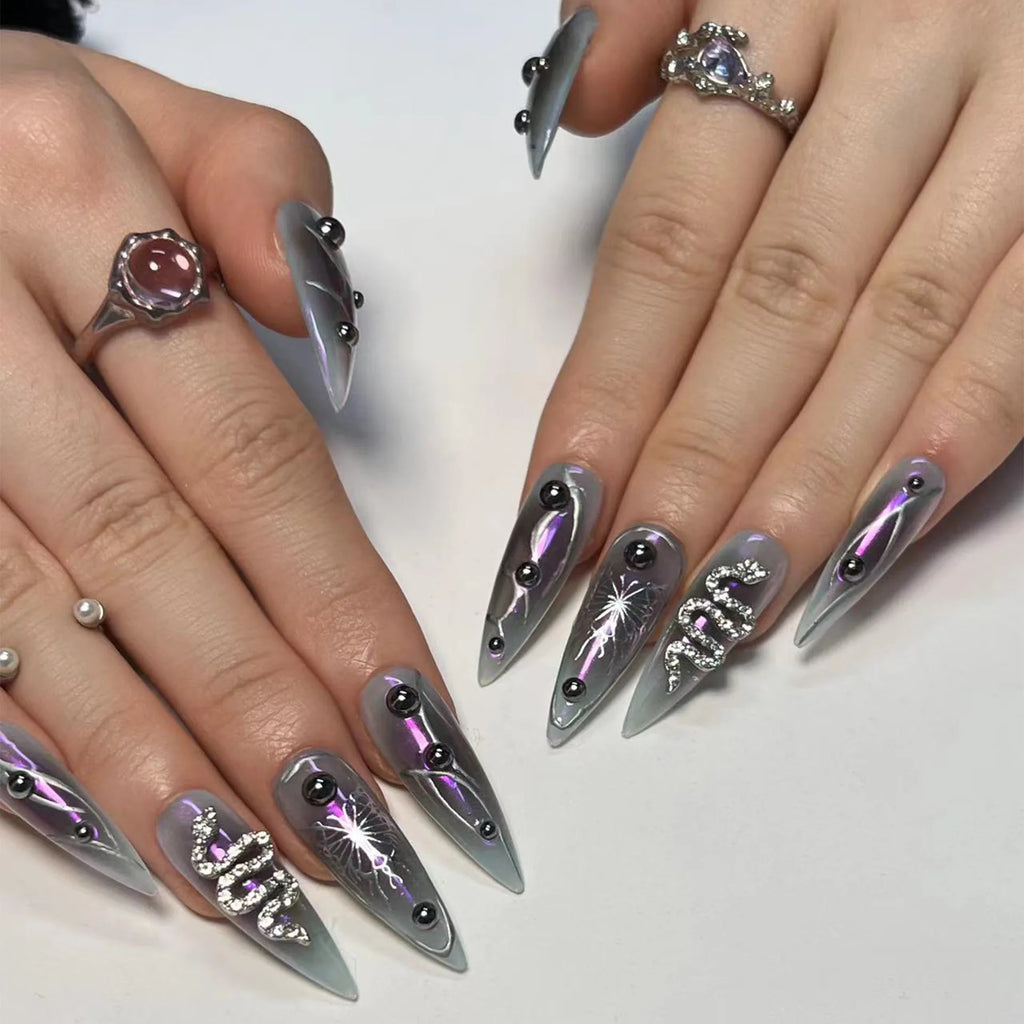 Faux ongles press-on noirs design artistique – Motifs graphiques, effet 3D, style audacieux