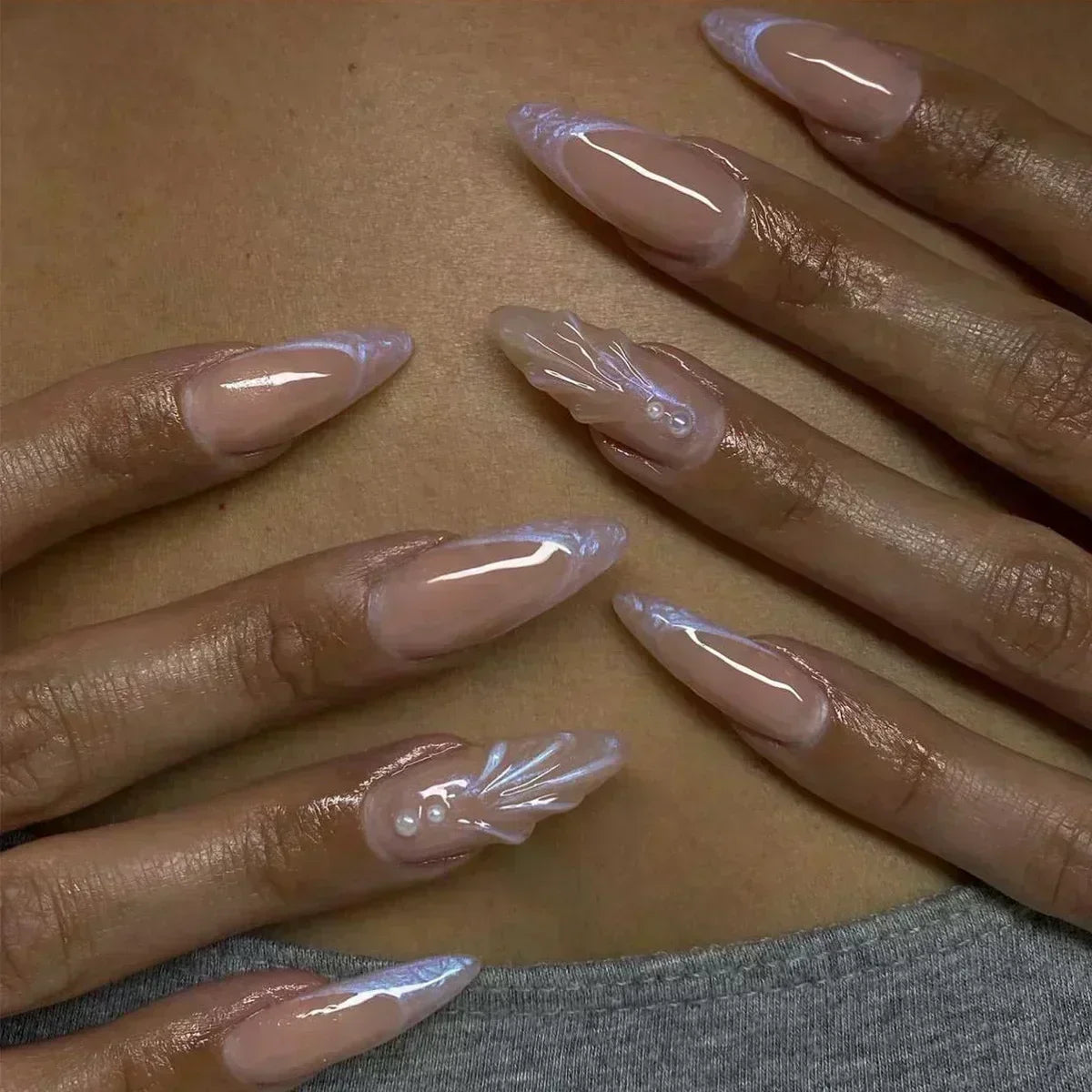 24 Faux ongles press-on design – Capsules ongulaires élégantes, plusieurs formes et styles