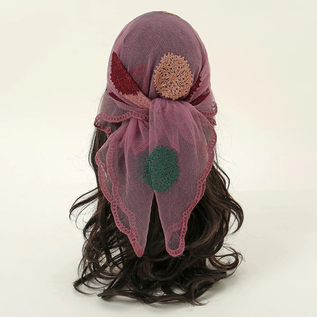 Foulard bandana carré en dentelle paisley – Écharpe légère et élégante femme