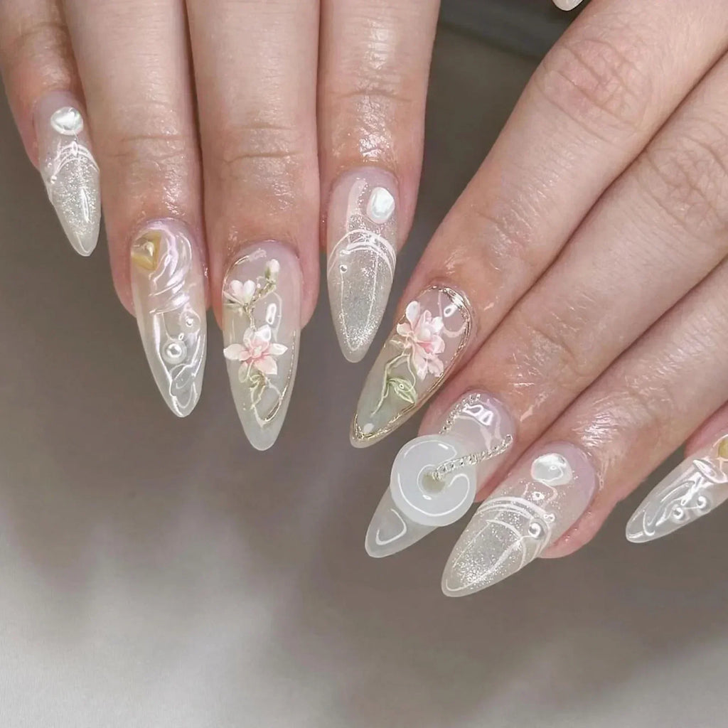 24 Faux ongles press-on design – Capsules ongulaires élégantes, plusieurs formes et styles