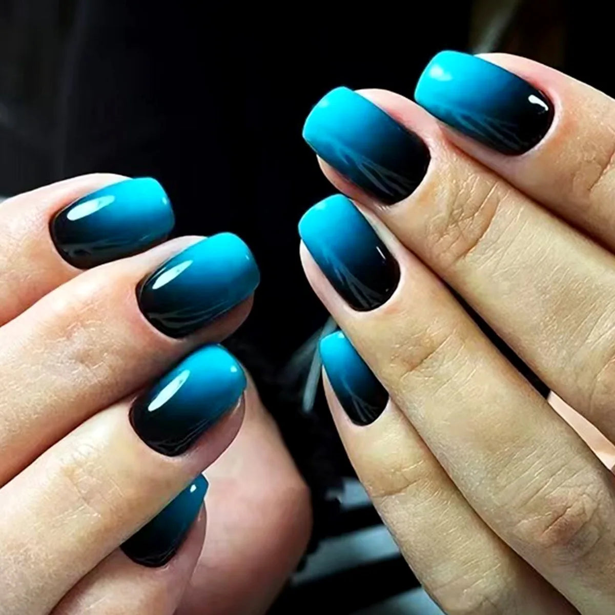 Faux ongles press-on courts carrés – Couleurs unies – 24 pièces