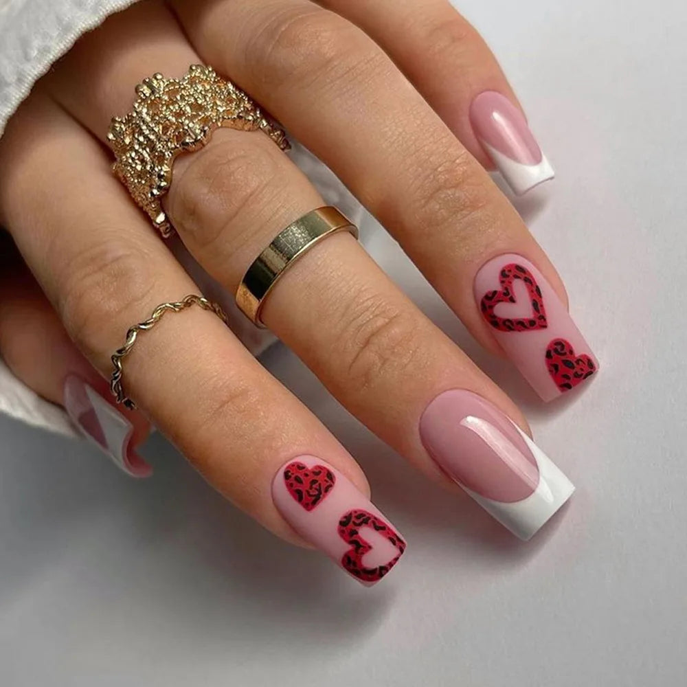 Faux ongles press-on rose effet French – Motif fleurs, plusieurs coloris