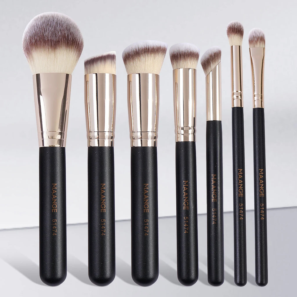 Set de 7 pinceaux maquillage MAANGE – Fond de teint, poudre, blush & correcteur