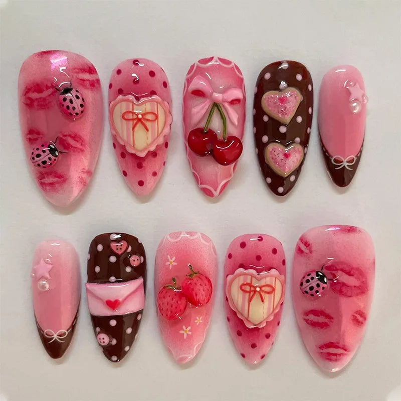 24 Faux ongles press-on design – Capsules ongulaires élégantes, plusieurs formes et styles